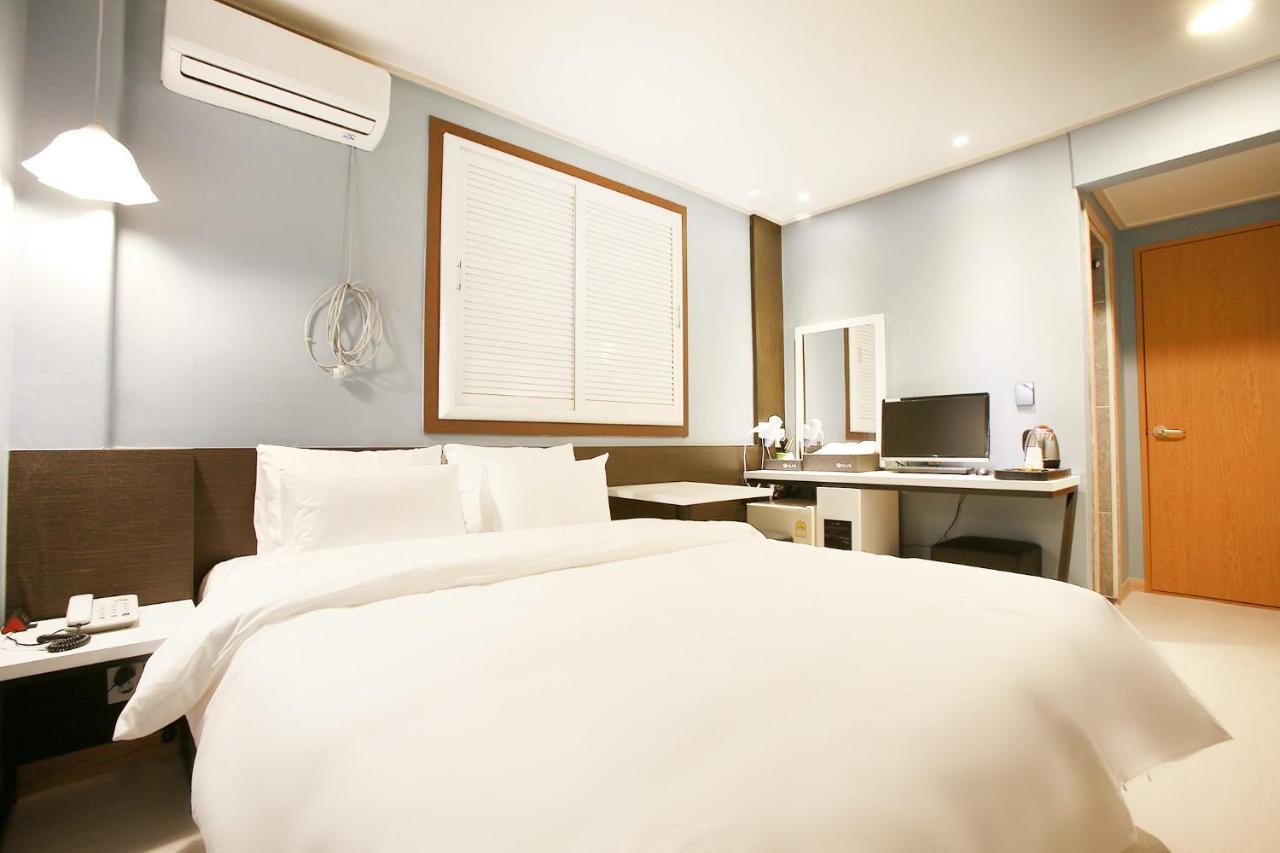 Eton Hotel Chuncheon Exteriör bild